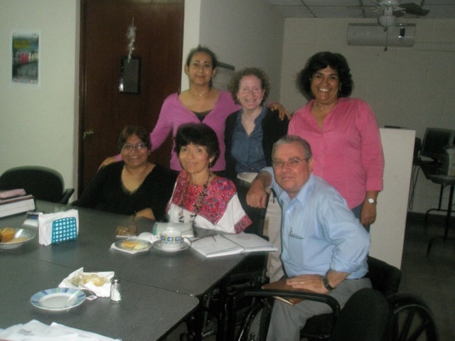 A group of 4 participants from El Salvador and two trainers for the Making it Work project in El Salvador, 2011.